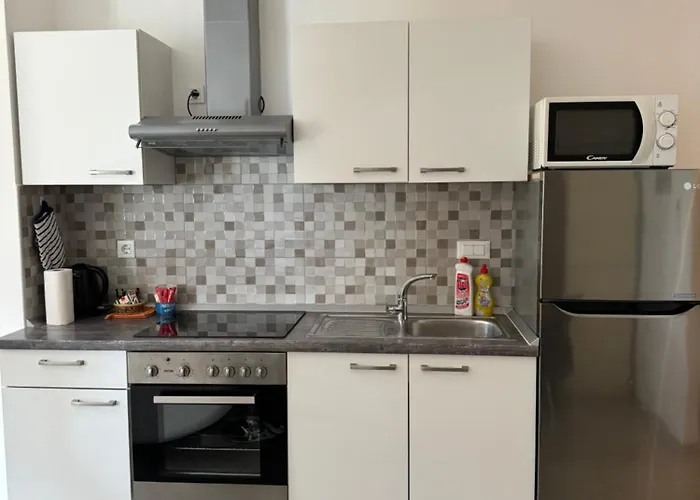 Oki * Gradac (Split-Dalmatia)